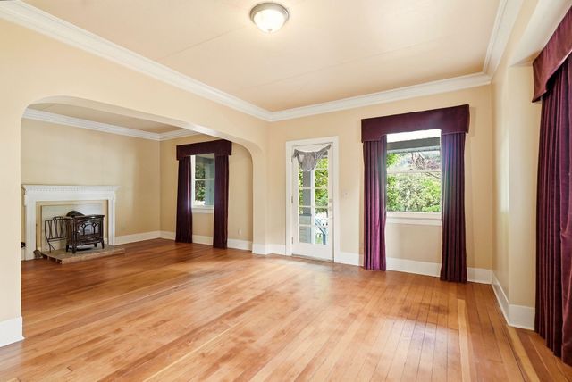 1608 E 11th Ave, Spokane, WA 99202