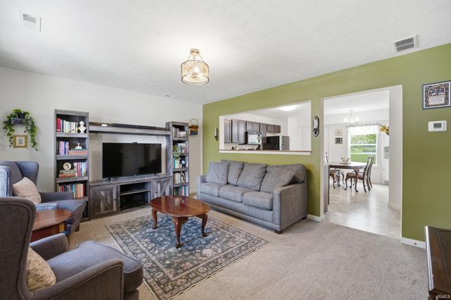 2223 Powder House Lane, Lafayette, IN 47909