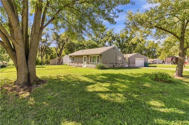 3706 Harmony Drive, Kansas City, KS 66106