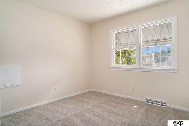 13910 Shirley Street, Omaha, NE 68144