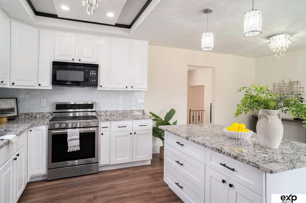 13910 Shirley Street, Omaha, NE 68144