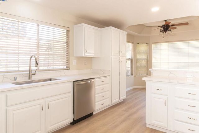 3270 Formby Ln, Fairfield, CA 94534