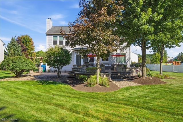 9260 Aaron Lane, Olmsted Twp, OH 44138
