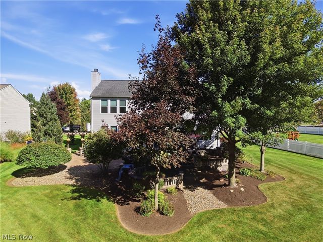 9260 Aaron Lane, Olmsted Twp, OH 44138