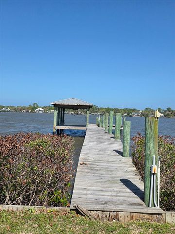 2005 BAYVIEW DRIVE, New Smyrna Beach, FL 32168