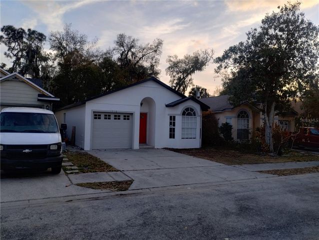 1716 CHATHAM CIRCLE, Apopka, FL 32703