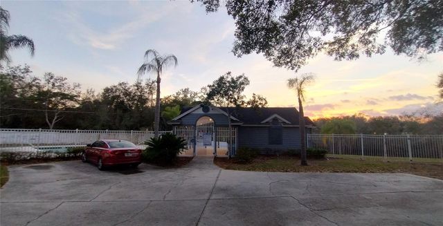 1716 CHATHAM CIRCLE, Apopka, FL 32703