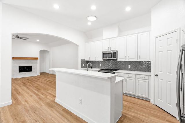 7577 Petersburgh Place, Frisco, TX 75035