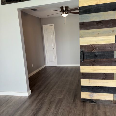 1912 Hcr 3106, Hillsboro, TX 76645