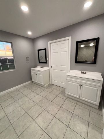 1912 Hcr 3106, Hillsboro, TX 76645