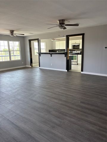 1912 Hcr 3106, Hillsboro, TX 76645