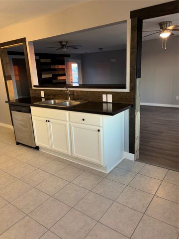 1912 Hcr 3106, Hillsboro, TX 76645