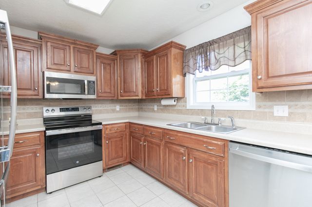 449 S Rocky Top St, Gallatin, TN 37066