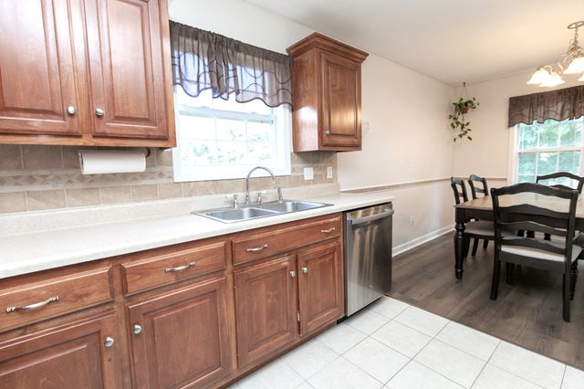 449 S Rocky Top St, Gallatin, TN 37066