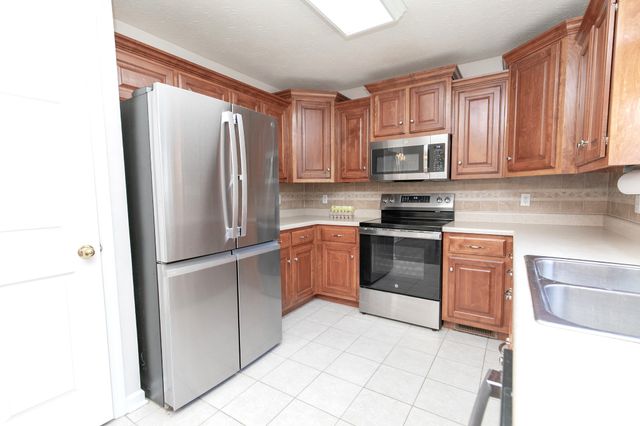 449 S Rocky Top St, Gallatin, TN 37066