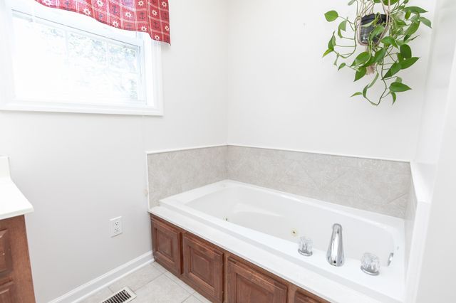 449 S Rocky Top St, Gallatin, TN 37066