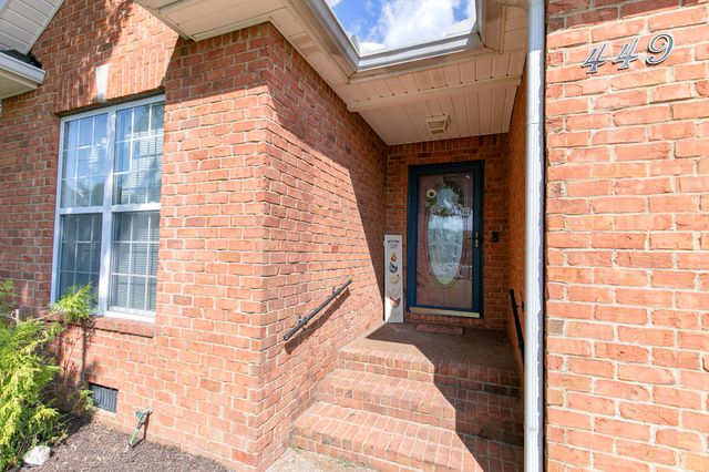 449 S Rocky Top St, Gallatin, TN 37066