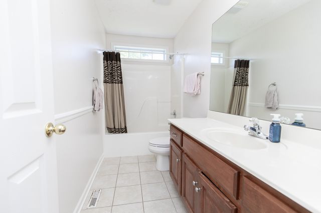 449 S Rocky Top St, Gallatin, TN 37066