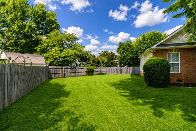 449 S Rocky Top St, Gallatin, TN 37066