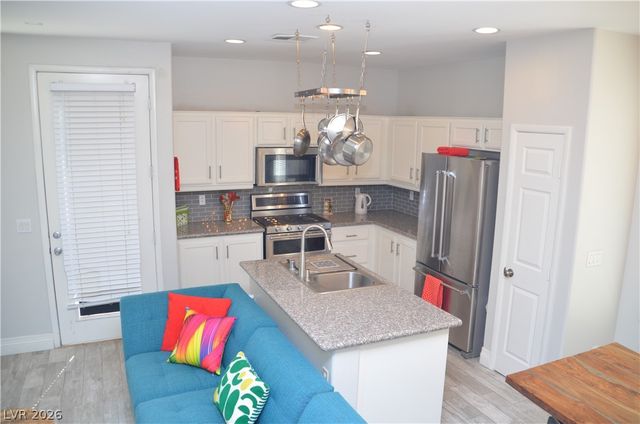 8165 Maitai Avenue, Las Vegas, NV 89147