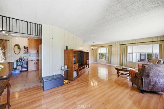 1276 Oasis, Escondido, CA 92026