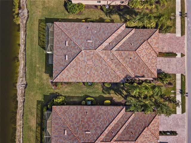 6607 CANDLESTICK DRIVE, Bradenton, FL 34212