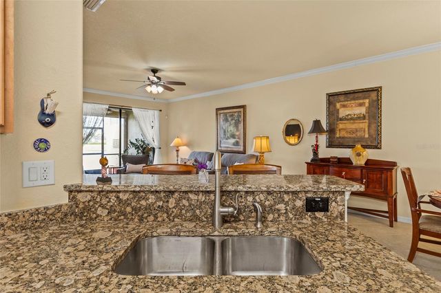 6607 CANDLESTICK DRIVE, Bradenton, FL 34212