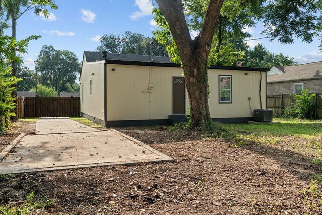 1047 MARIA ST, Memphis, TN 38122