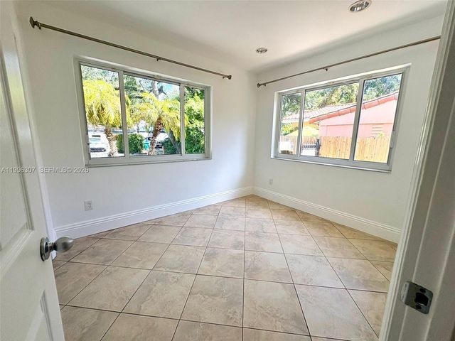 4190 Pamona Ave 0, Miami, FL 33133