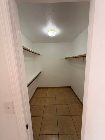 2447 N Michael Street, Visalia, CA 93291