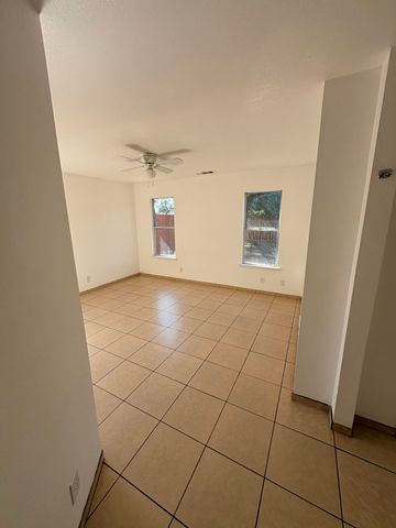 2447 N Michael Street, Visalia, CA 93291