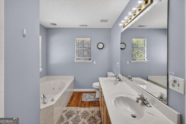 560 Log Landing Road, Springfield, GA 31329