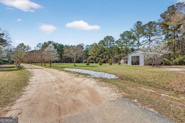 560 Log Landing Road, Springfield, GA 31329