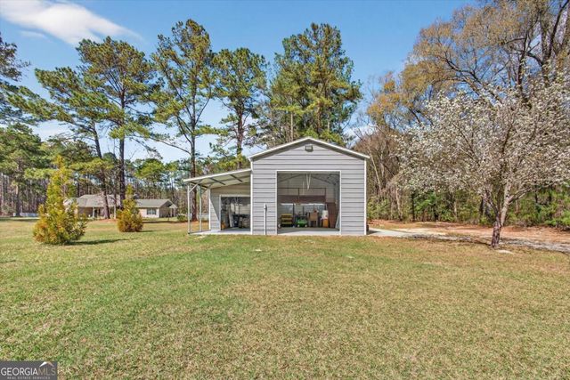 560 Log Landing Road, Springfield, GA 31329