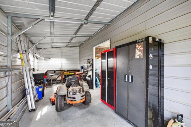 560 Log Landing Road, Springfield, GA 31329