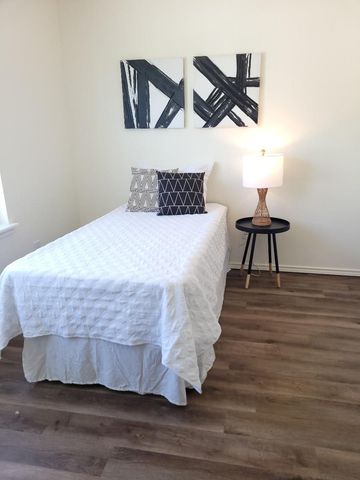 350 Debus DR 121A, Taylor, TX 76574