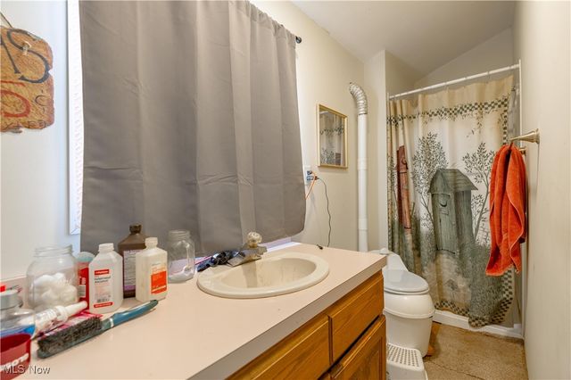 13222 Lexington Avenue NE, Alliance, OH 44601