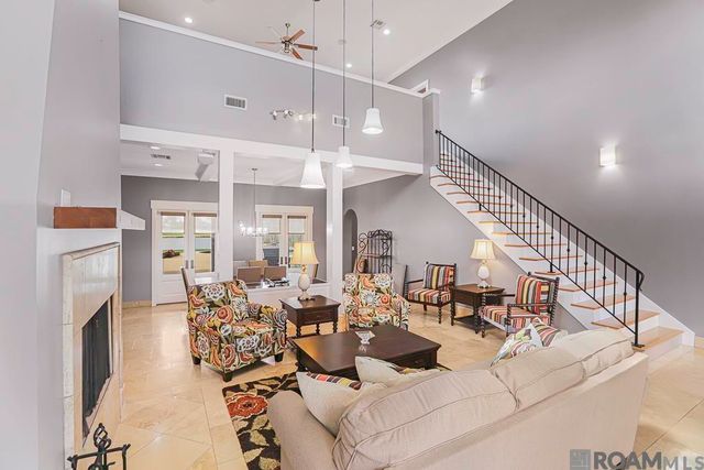 15112 Collegiate Ct, Baton Rouge, LA 70810