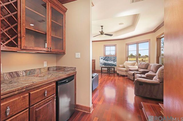 15112 Collegiate Ct, Baton Rouge, LA 70810