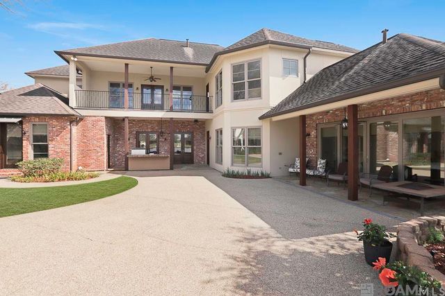 15112 Collegiate Ct, Baton Rouge, LA 70810