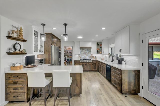 11228 Marten Ct, Penn Valley, CA 95946