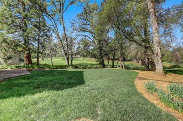 11228 Marten Ct, Penn Valley, CA 95946