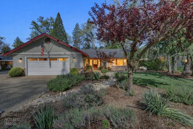 11228 Marten Ct, Penn Valley, CA 95946