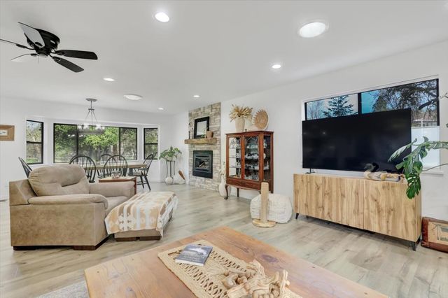 11228 Marten Ct, Penn Valley, CA 95946