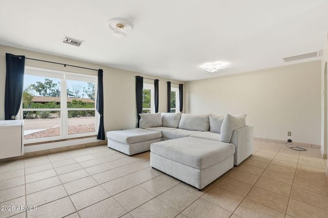 1291 S RED ROCK Court, Apache Junction, AZ 85119