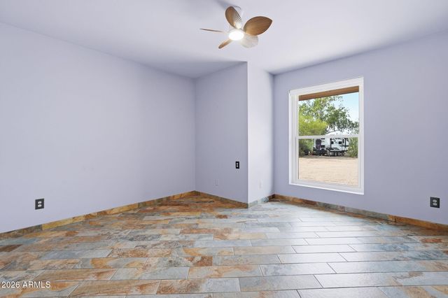 1291 S RED ROCK Court, Apache Junction, AZ 85119