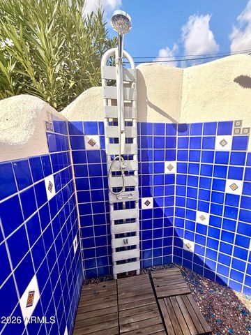 1291 S RED ROCK Court, Apache Junction, AZ 85119