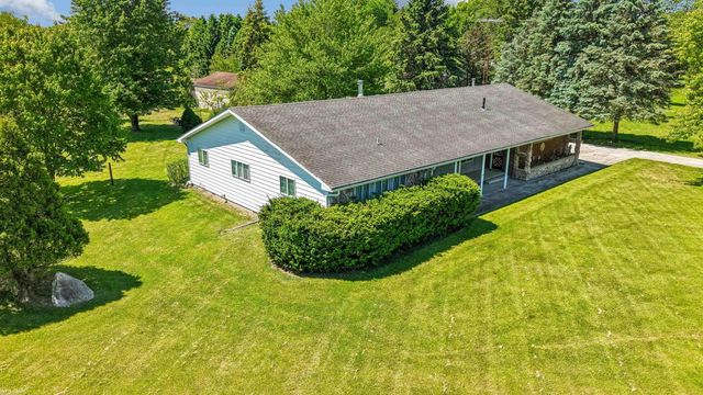 37580 28 Mile Road, Lenox Twp, MI 48048