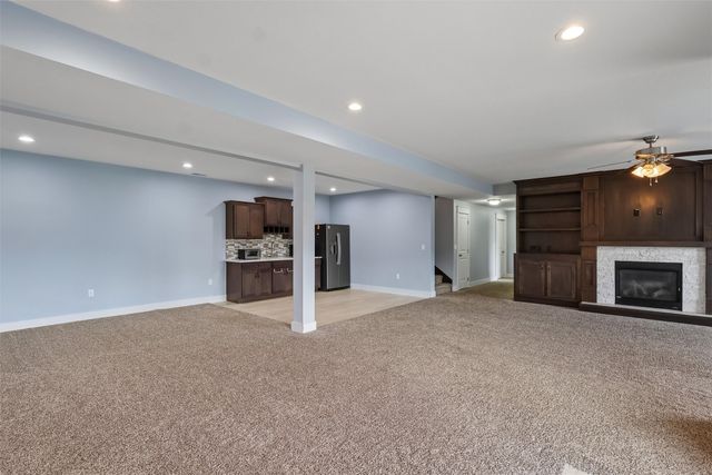 5509 149th Street, Urbandale, IA 50323