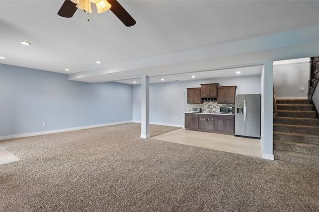 5509 149th Street, Urbandale, IA 50323